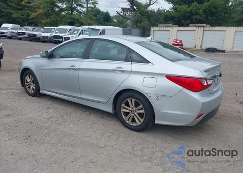 2014 Hyundai Sonata Gls z USA, uszkodzony, nr VIN 5NPEB4AC1EH930354